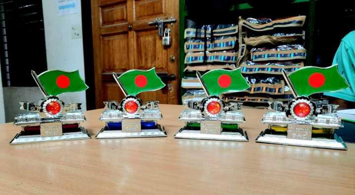 Stylish Bangladesh Flag Car Air Freshener – Perfect for Dashboard Display