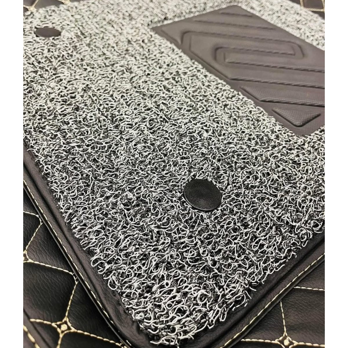 Best 5D Car Floor Mat Universal Fit – Keep Your Car Clean & Stylish